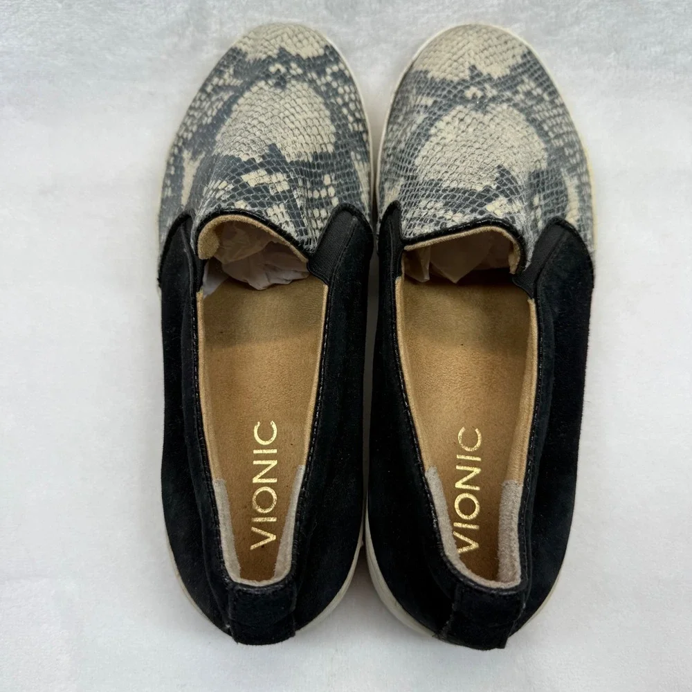 Vionic Snake Print Slip On‎ Sneakers Comfort Walking Shoes Size 7.5 READ